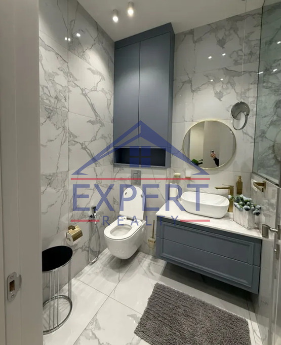 ԿԵՆՏՐՈՆ, ԱՐԱՄԻ ՓՈՂՈՑ, 4 ՍԵՆՅԱԿ