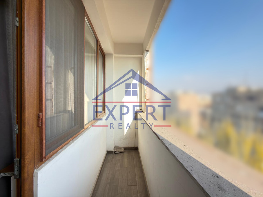 ԿԵՆՏՐՈՆ, ԿՈՂԲԱՑՈՒ ՓՈՂՈՑ, 3 ՍԵՆՅԱԿ