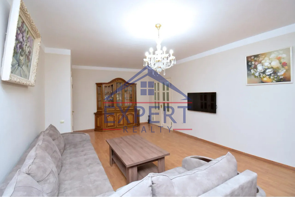 ԿԵՆՏՐՈՆ, ՍԱՅԱԹ-ՆՈՎԱ ՊՈՂՈՏԱ, 3 ՍԵՆՅԱԿ