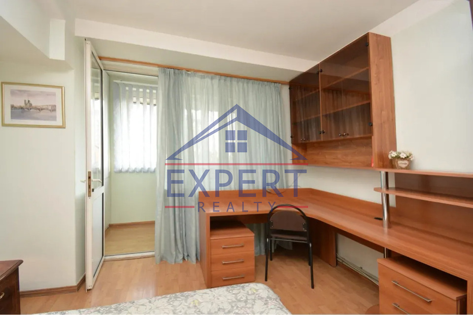 ԿԵՆՏՐՈՆ, ՍԱՅԱԹ-ՆՈՎԱ ՊՈՂՈՏԱ, 3 ՍԵՆՅԱԿ