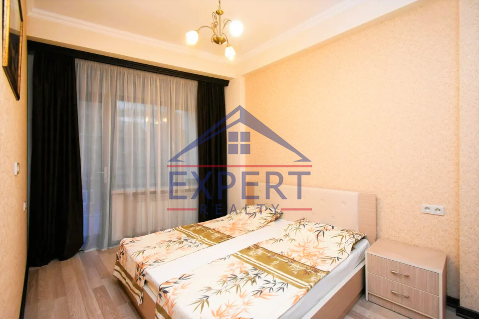 ԿԵՆՏՐՈՆ, ՎԱՐԴԱՆԱՆՑ ՓՈՂՈՑ, 3 ՍԵՆՅԱԿ