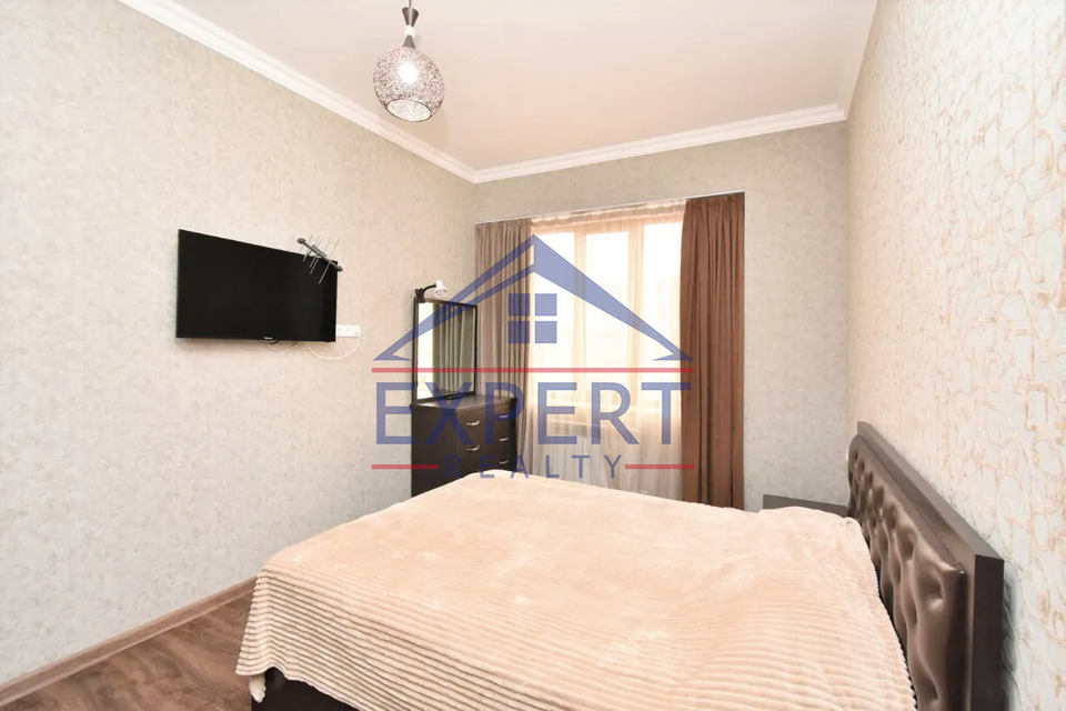 ԿԵՆՏՐՈՆ, ԵԿՄԱԼՅԱՆ ՓՈՂՈՑ, 2 ՍԵՆՅԱԿ