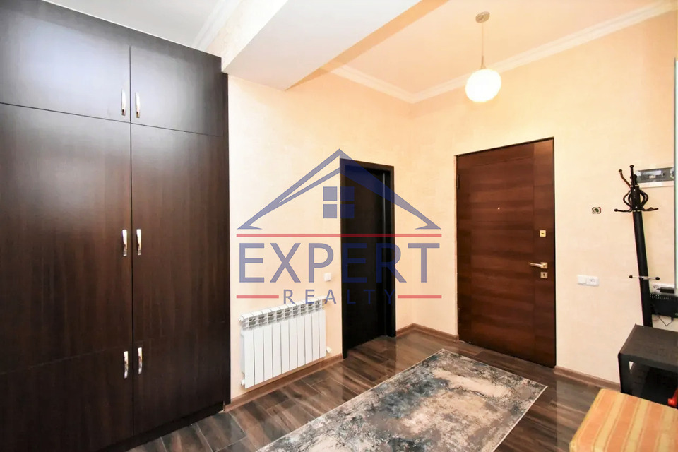 ԿԵՆՏՐՈՆ, ԵԿՄԱԼՅԱՆ ՓՈՂՈՑ, 2 ՍԵՆՅԱԿ