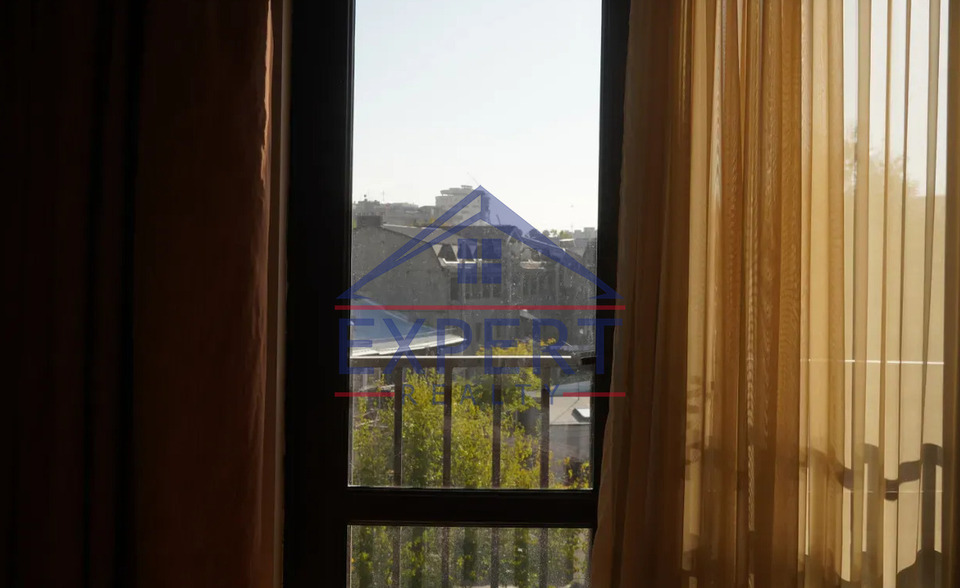 ԿԵՆՏՐՈՆ, ՄՈՍԿՈՎՅԱՆ ՓՈՂՈՑ, 4 ՍԵՆՅԱԿ