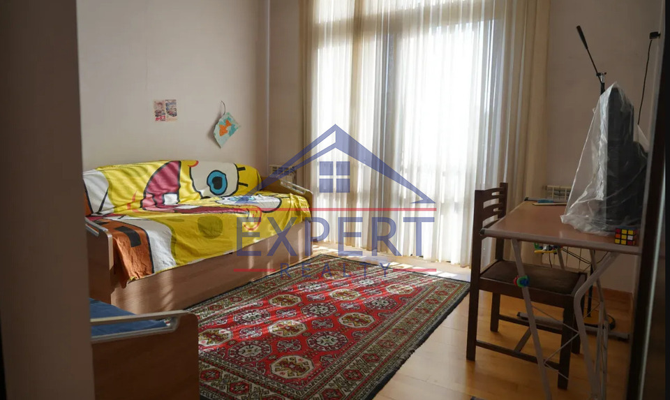 ԿԵՆՏՐՈՆ, ՄՈՍԿՈՎՅԱՆ ՓՈՂՈՑ, 4 ՍԵՆՅԱԿ