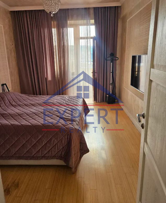 ԿԵՆՏՐՈՆ, ԱՐԳԻՇՏԻ ՓՈՂՈՑ, 3 ՍԵՆՅԱԿ