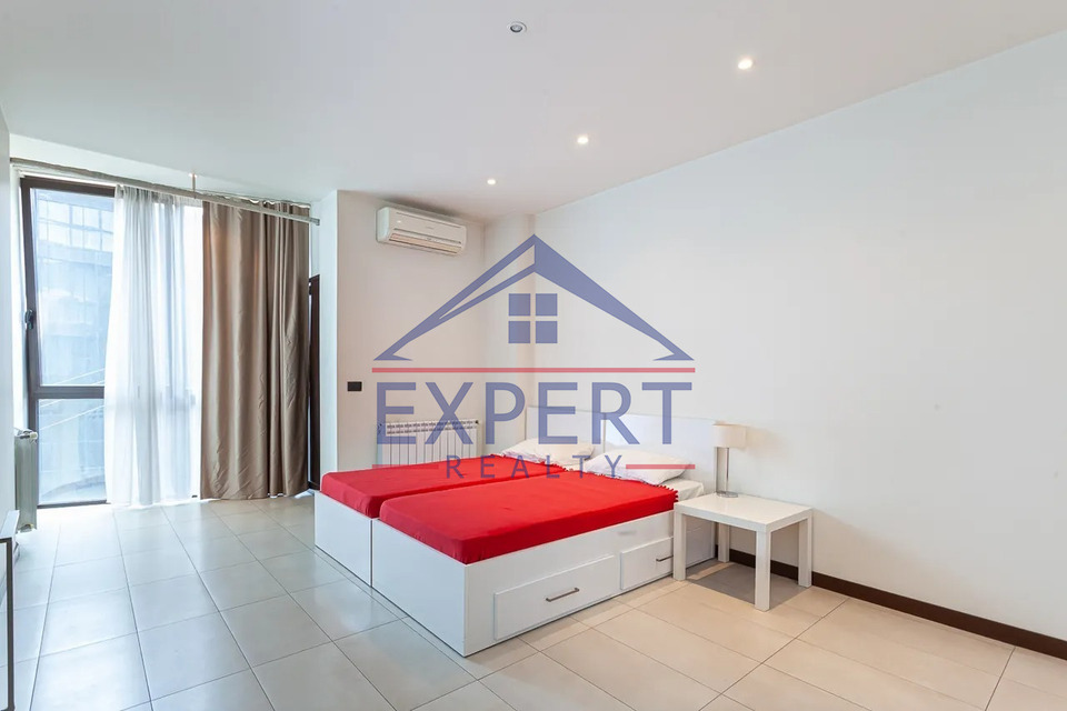 ԿԵՆՏՐՈՆ, ՎԱԶԳԵՆ ՍԱՐԳՍՅԱՆ ՓՈՂՈՑ, 3 ՍԵՆՅԱԿ