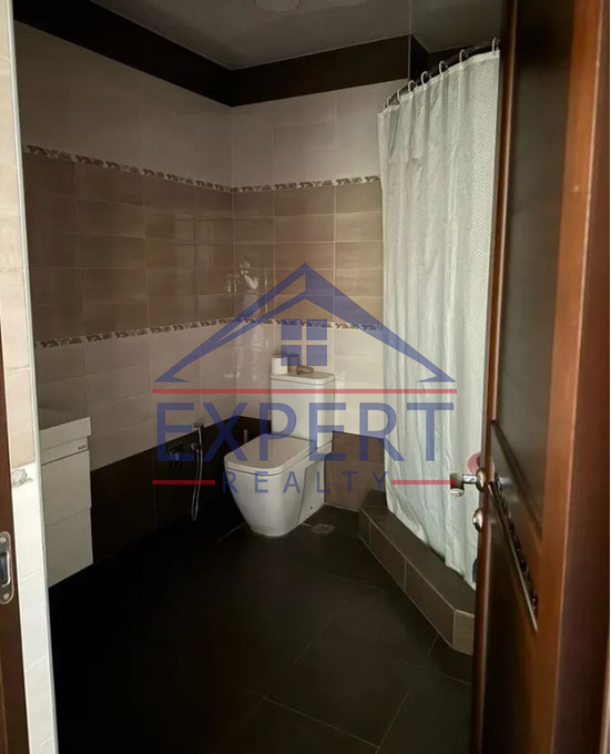 ԴԱՎԹԱՇԵՆ, ԱՆԱՍՏԱՍ ՄԻԿՈՅԱՆ, 5 ՍԵՆՅԱԿ