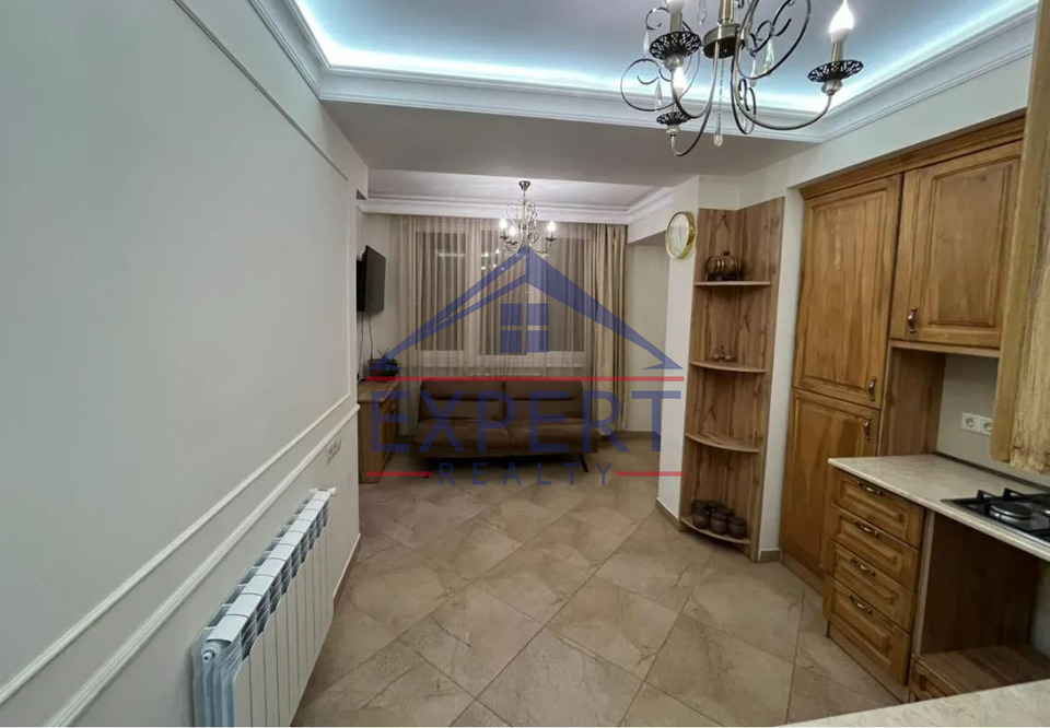 ԱՐԱԲԿԻՐ, ՄԱՄԻԿՈՆՅԱՆՑ ՓՈՂՈՑ, 3 ՍԵՆՅԱԿ