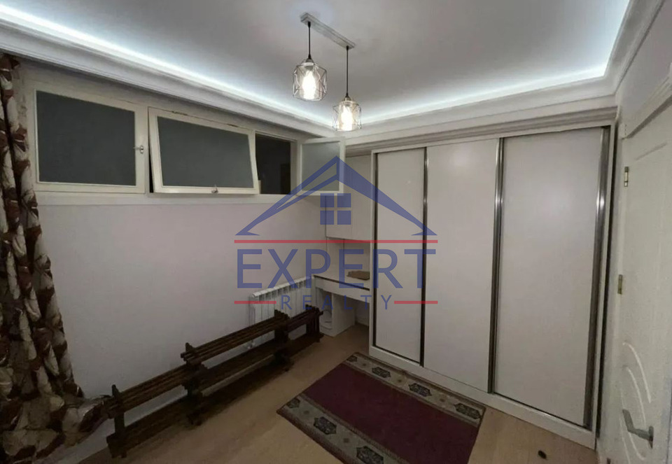 ԱՐԱԲԿԻՐ, ՄԱՄԻԿՈՆՅԱՆՑ ՓՈՂՈՑ, 3 ՍԵՆՅԱԿ