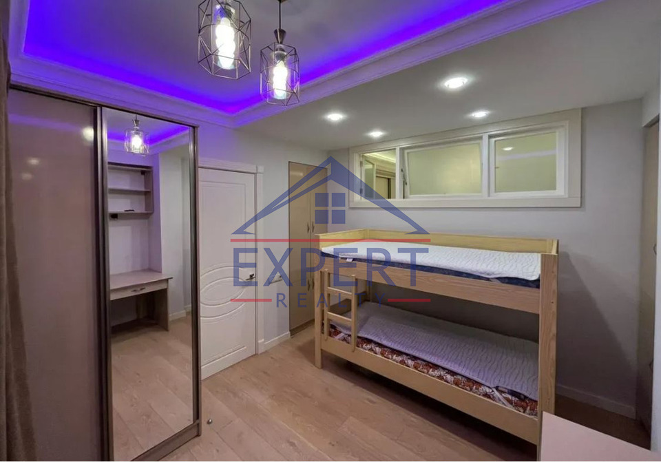 ԱՐԱԲԿԻՐ, ՄԱՄԻԿՈՆՅԱՆՑ ՓՈՂՈՑ, 3 ՍԵՆՅԱԿ