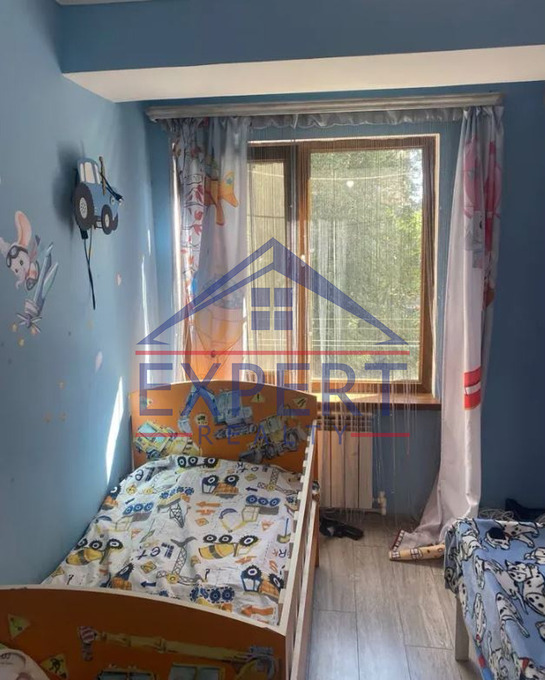 ՄԱԼԱԹԻԱ ՍԵԲԱՍՏԻԱ, ԱՌՆՈ ԲԱԲԱՋԱՆՅԱՆ ՓՈՂՈՑ, 3 ՍԵՆՅԱԿ