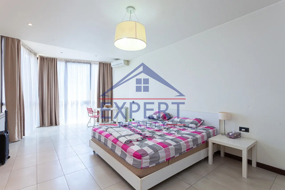 ԿԵՆՏՐՈՆ, ՎԱԶԳԵՆ ՍԱՐԳՍՅԱՆ ՓՈՂՈՑ, 3 ՍԵՆՅԱԿ