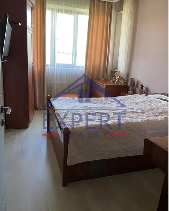 ԴԱՎԹԱՇԵՆ, ՏԻԳՐԱՆ ՊԵՏՐՈՍՅԱՆ ՓՈՂՈՑ, 5 ՍԵՆՅԱԿ