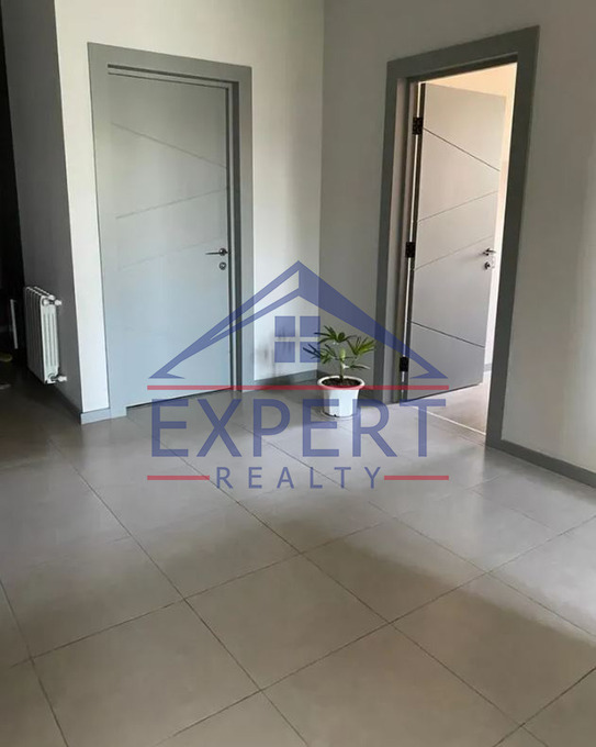 ԴԱՎԹԱՇԵՆ, ՏԻԳՐԱՆ ՊԵՏՐՈՍՅԱՆ ՓՈՂՈՑ, 5 ՍԵՆՅԱԿ