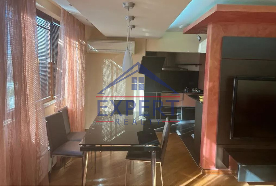 ԿԵՆՏՐՈՆ, ՆԱԼԲԱՆԴՅԱՆ ՓՈՂՈՑ  3 ՍԵՆՅԱԿ