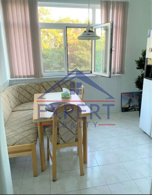 ԱՐԱԲԿԻՐ, ԿԻԵՎՅԱՆ ՓՈՂՈՑ, 1 ՍԵՆՅԱԿ