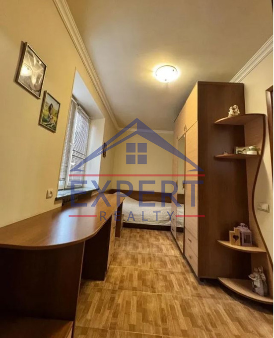 ԱՐԱԲԿԻՐ, ՀՐԱՉՅԱ  ՔՈՉԱՐ , 3 ՍԵՆՅԱԿ