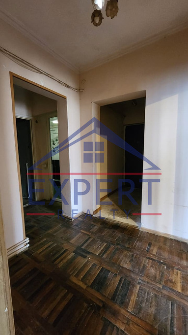 ՔԱՆԱՔԵՌ ԶԵՅԹՈՒՆ, ՌԱՅՆԻՍԻ ՓՈՂՈՑ 1 ՍԵՆՅԱԿ