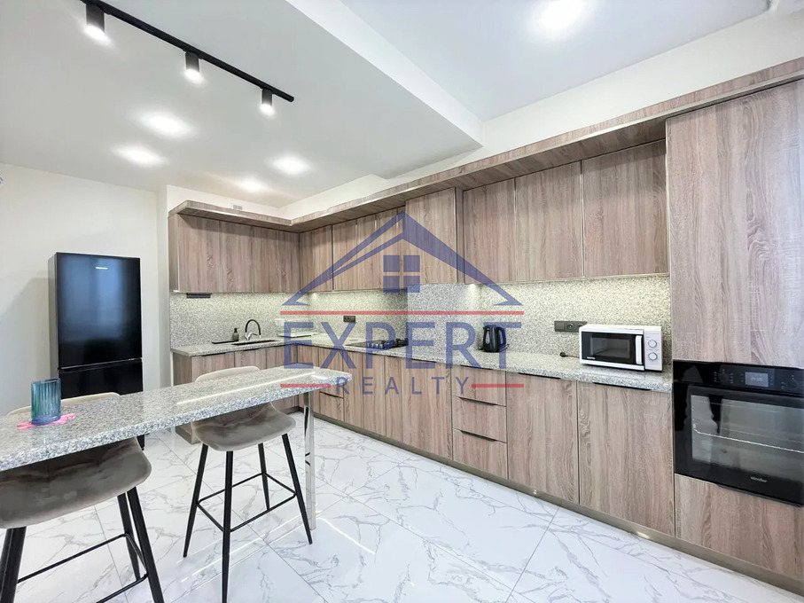 ԿԵՆՏՐՈՆ, ՏԻԳՐԱՆ ՄԵԾԻ ՊՈՂՈՏԱ, 3 ՍԵՆՅԱԿ