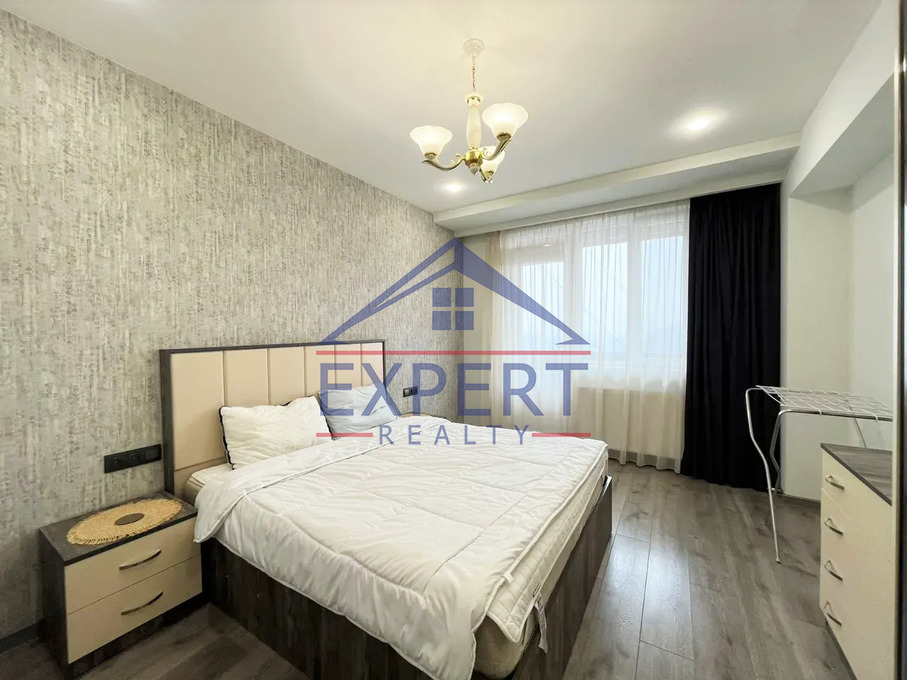 ԿԵՆՏՐՈՆ, ՏԻԳՐԱՆ ՄԵԾԻ ՊՈՂՈՏԱ, 3 ՍԵՆՅԱԿ