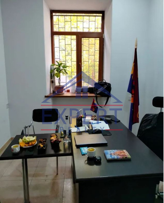 ԿԵՆՏՐՈՆ, ՀԱՆՐԱՊԵՏՈՒԹՅԱՆ ՓՈՂՈՑ, 140 ՔՄ