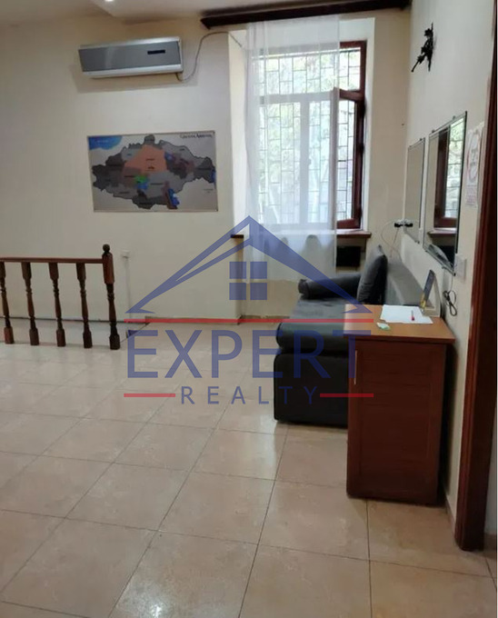 ԿԵՆՏՐՈՆ, ՀԱՆՐԱՊԵՏՈՒԹՅԱՆ ՓՈՂՈՑ, 140 ՔՄ