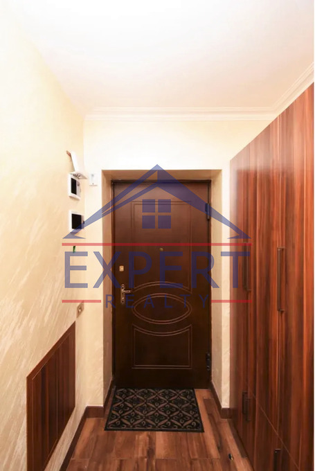 ԿԵՆՏՐՈՆ, ԳՐԻԳՈՐ ԼՈՒՍԱՎՈՐԻՉ ՓՈՂՈՑ, 3 ՍԵՆՅԱԿ