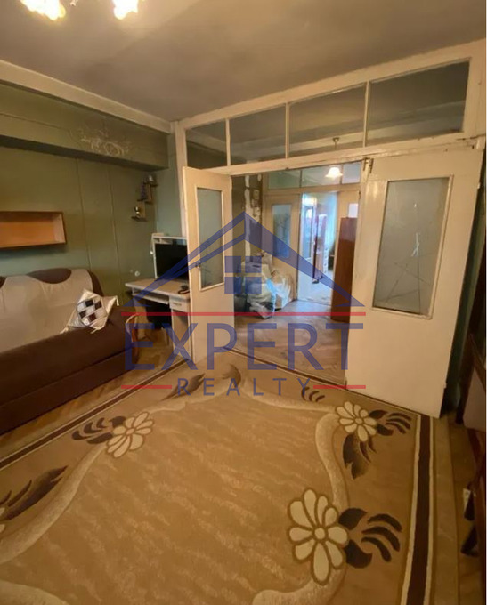 ԿԵՆՏՐՈՆ, ՄՈՎՍԵՍ ԽՈՐԵՆԱՑԻ  , 3 ՍԵՆՅԱԿ