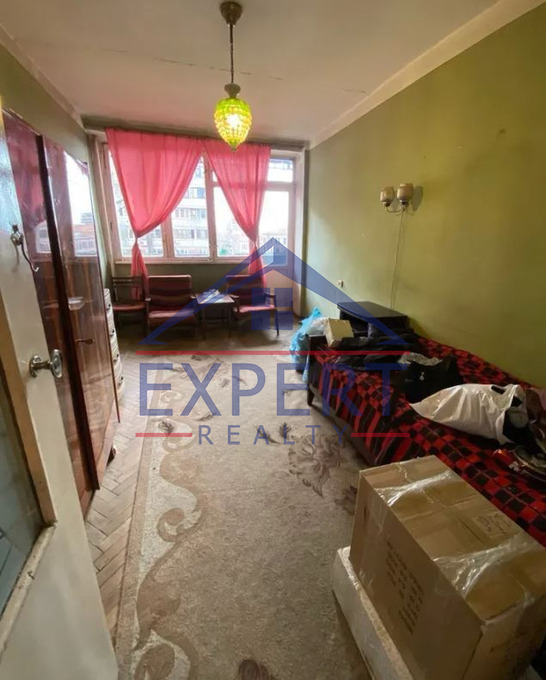 ԿԵՆՏՐՈՆ, ՄՈՎՍԵՍ ԽՈՐԵՆԱՑԻ  , 3 ՍԵՆՅԱԿ