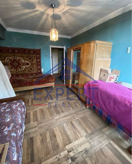 ԿԵՆՏՐՈՆ, ՄՈՎՍԵՍ ԽՈՐԵՆԱՑԻ  , 3 ՍԵՆՅԱԿ