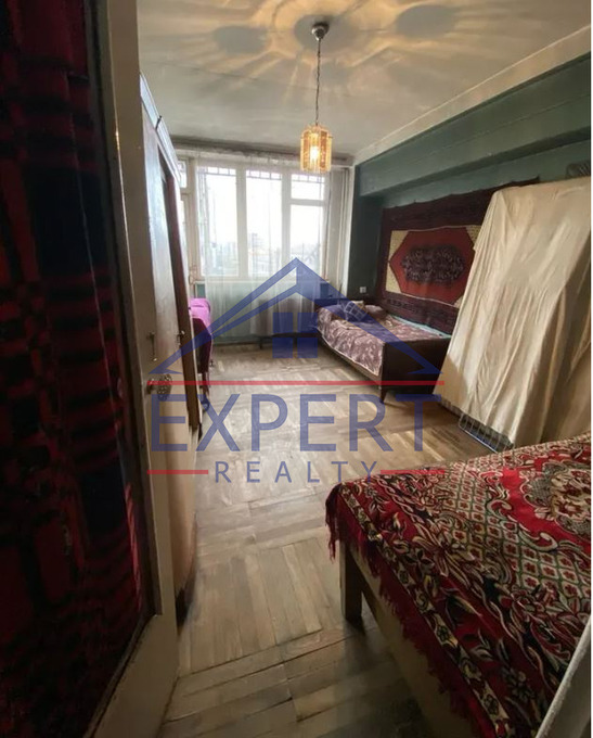 ԿԵՆՏՐՈՆ, ՄՈՎՍԵՍ ԽՈՐԵՆԱՑԻ  , 3 ՍԵՆՅԱԿ