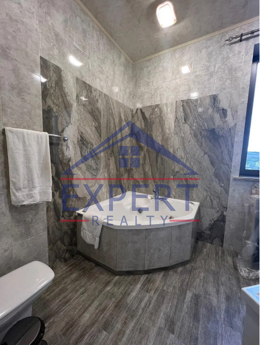 ԿԵՆՏՐՈՆ, ԱԲՈՎՅԱՆ ՓՈՂՈՑ, 6 ՍԵՆՅԱԿ