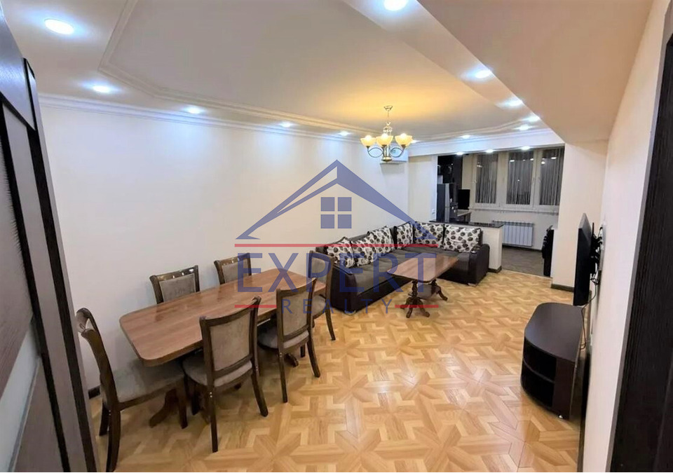 ԱՐԱԲԿԻՐ, ՎԻԿՏՈՐ ՀԱՄԲԱՐՁՈՒՄՅԱՆ, 3 ՍԵՆՅԱԿ