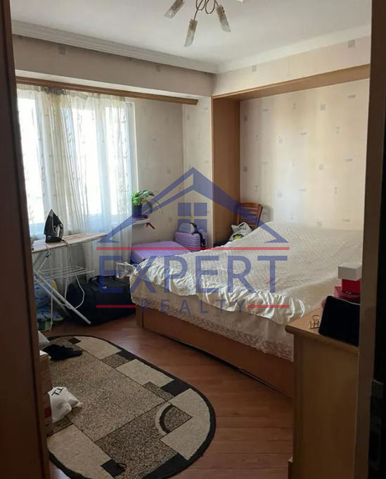 ԱՐԱԲԿԻՐ, ԱՎԵՏ  ԱՎԵՏԻՍՅԱՆ   3 ՍԵՆՅԱԿ