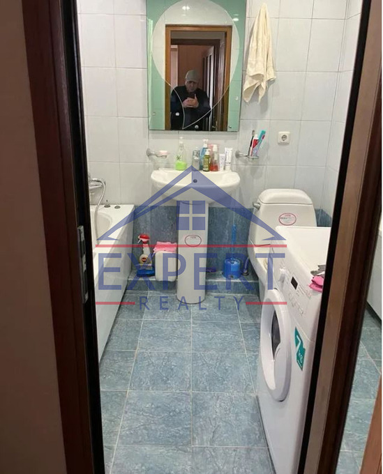 ԱՐԱԲԿԻՐ, ԱՎԵՏ  ԱՎԵՏԻՍՅԱՆ   3 ՍԵՆՅԱԿ