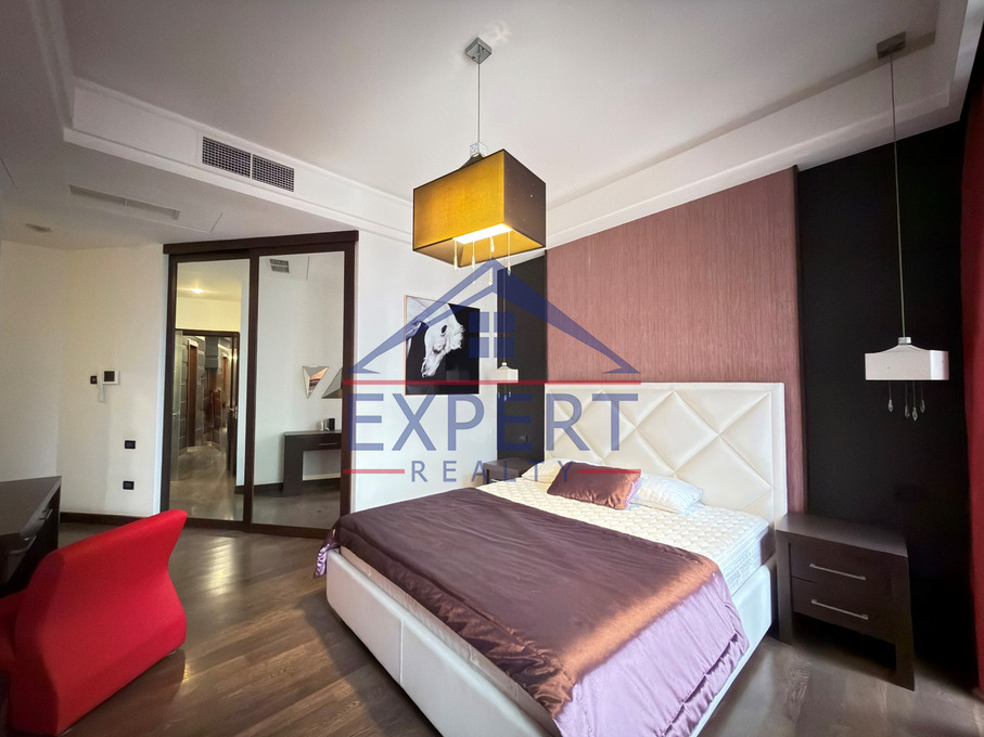 ԿԵՆՏՐՈՆ, ՀՅՈՒՍԻՍԱՅԻՆ ՊՈՂՈՏԱ, 3 ՍԵՆՅԱԿ