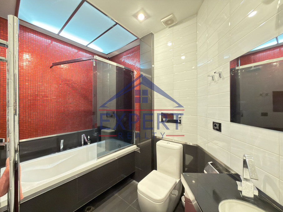 ԿԵՆՏՐՈՆ, ՀՅՈՒՍԻՍԱՅԻՆ ՊՈՂՈՏԱ, 3 ՍԵՆՅԱԿ