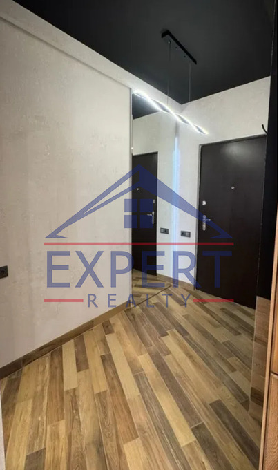 ԿԵՆՏՐՈՆ, ԱՆՏԱՌԱՅԻՆ ՓՈՂՈՑ, 3 ՍԵՆՅԱԿ