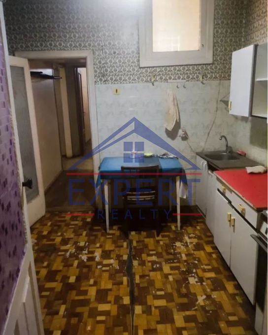 ԿԵՆՏՐՈՆ, ՉԱՐԵՆՑԻ ՓՈՂՈՑ , 3 ՍԵՆՅԱԿ