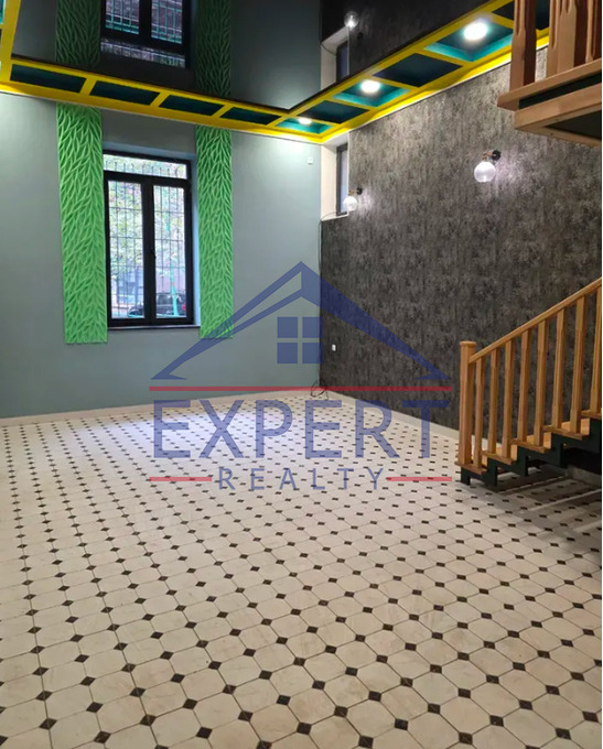 ԿԵՆՏՐՈՆ, ԽԱՆՋՅԱՆ ՓՈՂՈՑ, 110 ՔՄ