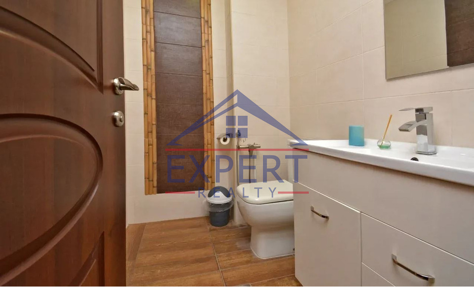 ԱՐԱԲԿԻՐ, ԿՈՄԻՏԱՍԻ ՊՈՂՈՏԱ, 3 ՍԵՆՅԱԿ