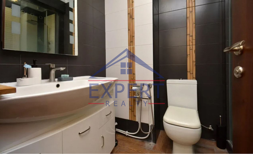 ԱՐԱԲԿԻՐ, ԿՈՄԻՏԱՍԻ ՊՈՂՈՏԱ, 3 ՍԵՆՅԱԿ