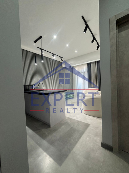 ՔԱՆԱՔԵՌ ԶԵՅԹՈՒՆ, ՈՒԼՆԵՑԻ ՓՈՂՈՑ, 2 ՍԵՆՅԱԿ