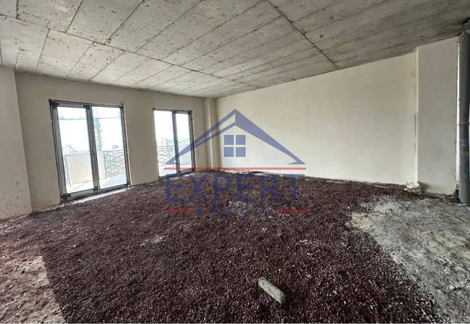 ԿԵՆՏՐՈՆ, ԱՆՏԱՌԱՅԻՆ ՓՈՂՈՑ, 4 ՍԵՆՅԱԿ