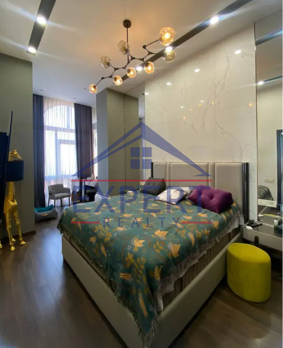 ԱՐԱԲԿԻՐ, ԱԴՈՆՑԻ ՓՈՂՈՑ, 3 ՍԵՆՅԱԿ