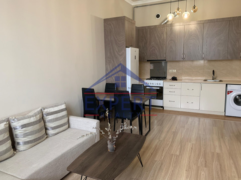 ԿԵՆՏՐՈՆ, ԱՐԳԻՇՏԻ ՓՈՂՈՑ , 3 ՍԵՆՅԱԿ