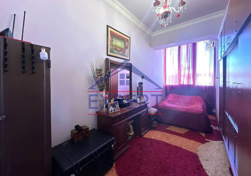 ԿԵՆՏՐՈՆ, ՏԵՐՅԱՆ ՓՈՂՈՑ, 4 ՍԵՆՅԱԿ