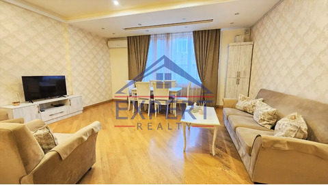 ԿԵՆՏՐՈՆ, ՊՈՒՇԿԻՆԻ ՓՈՂՈՑ, 3 ՍԵՆՅԱԿ