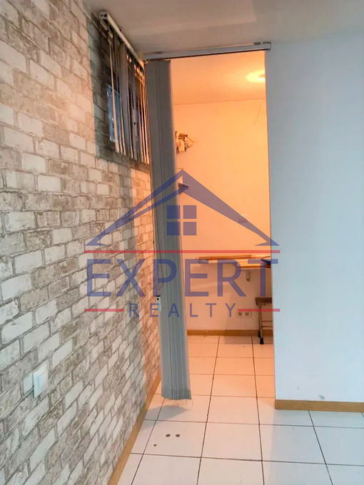 ԿԵՆՏՐՈՆ, ՉԱՐԵՆՑԻ ՓՈՂՈՑ, 23 ՔՄ․